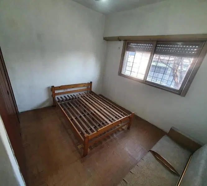 DEPARTAMENTO  2 AMB. EN PRIMER PISO 5