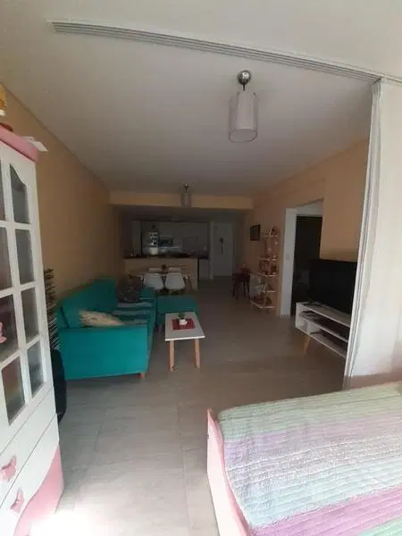 OPORTUNIDAD DEPTO 2 AMB. CON COCHERA 8