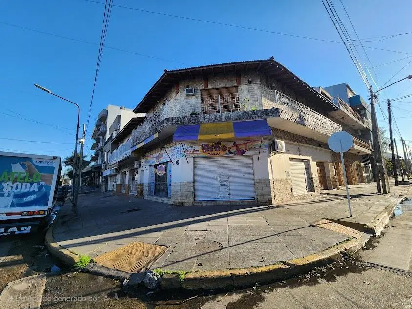 inmueble Comercial y familiar. 4