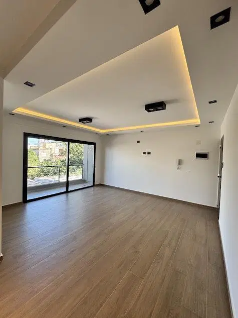 DEPARTAMENTO DE 3 AMB. CON COCHERA SEMIPISO DE EXCELENTE CALIDAD 3