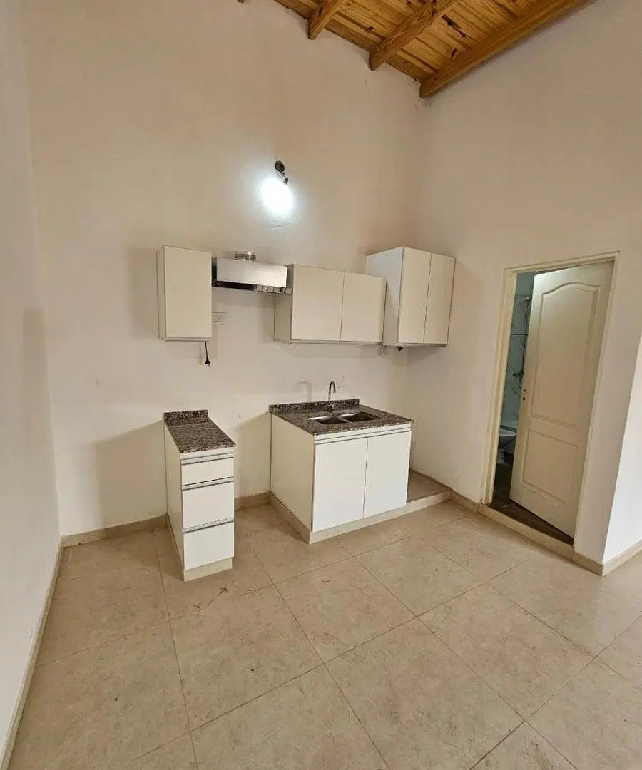 Departamento de 3 amb. en alquiler en San Justo 4