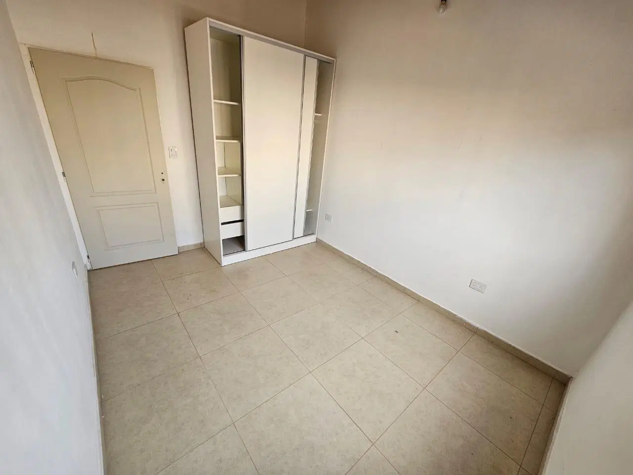 Departamento de 3 amb. en alquiler en San Justo 7