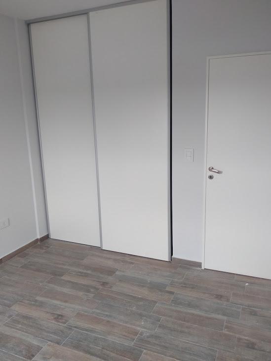 Foto de DEPARTAMENTO SEMIPISO 2 AMB. CON COCHERA VILLA LUZUIAGA, imagen 4