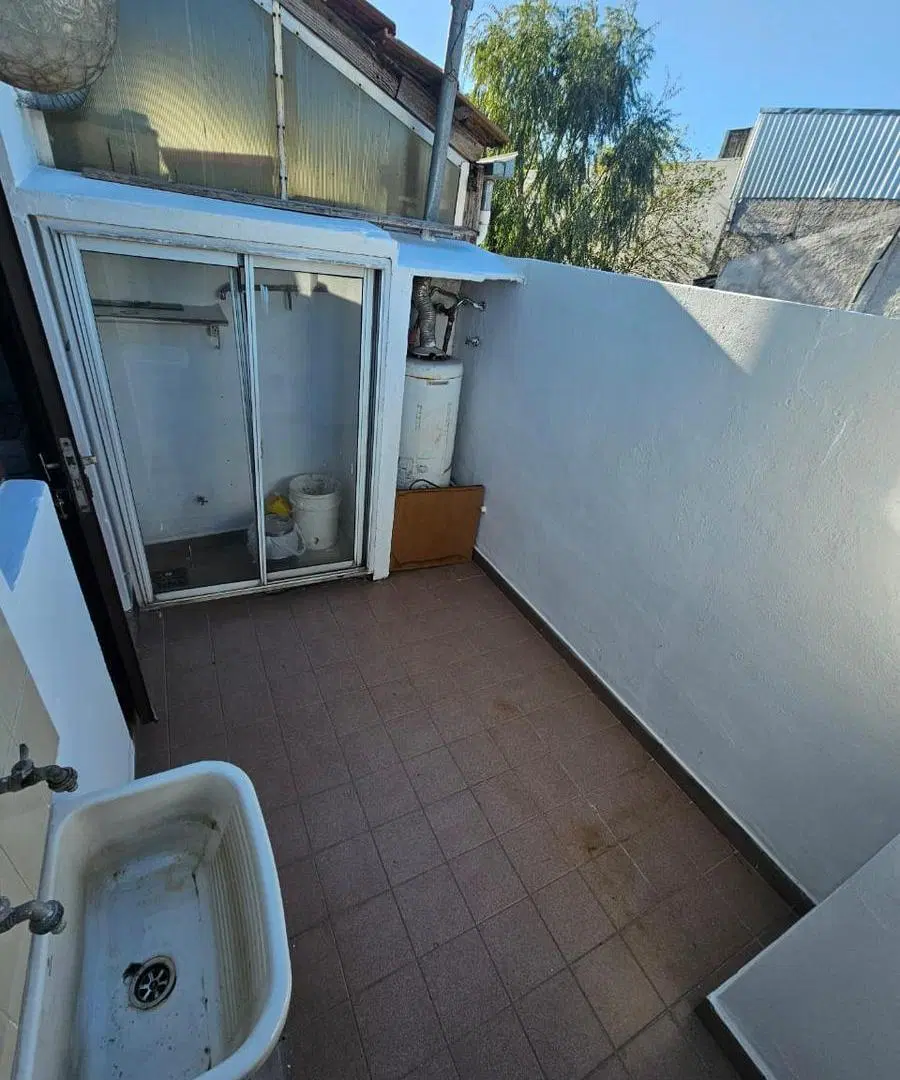Departamento tipo duplex 2 amb. con partio San Justo 3