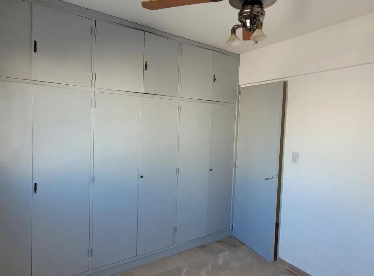 Foto de 2 AMB CON BALCON - COCINA SEPARADA- BAÑO COMPLETO - SE VENDE CON RENTA, imagen 5