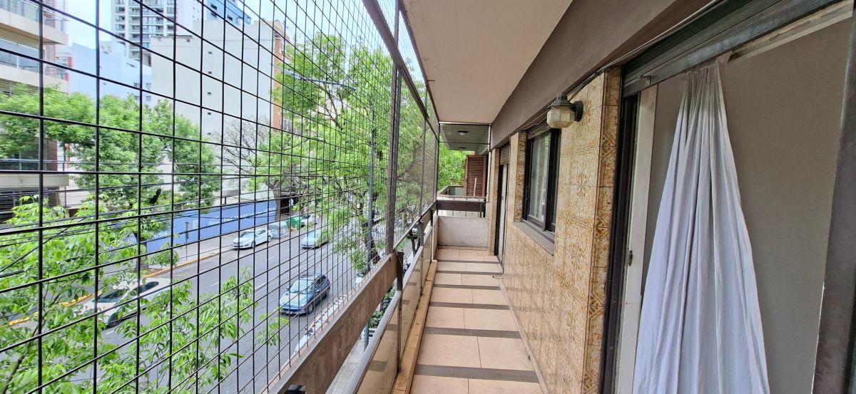 Foto de 4 AMB CON DEPENDENCIA - BAÑO COMPLETO Y TOILETTE - BALCON - AL FRENTE, imagen 4
