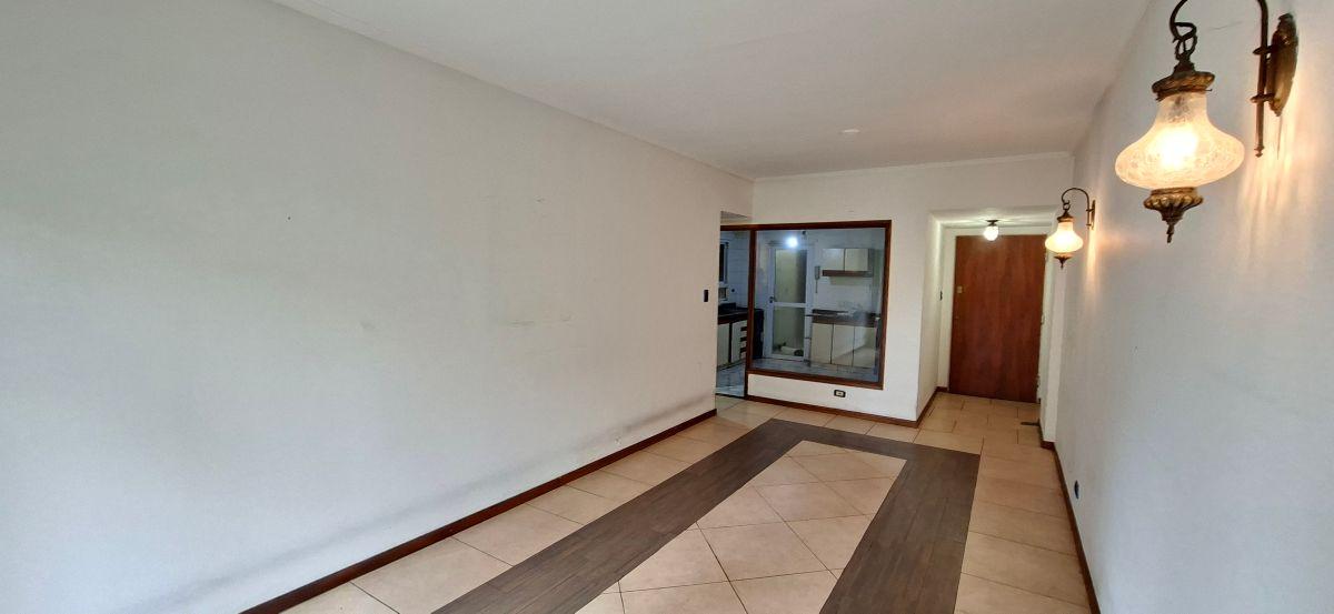 Foto de 4 AMB CON DEPENDENCIA - BAÑO COMPLETO Y TOILETTE - BALCON - AL FRENTE, imagen 3