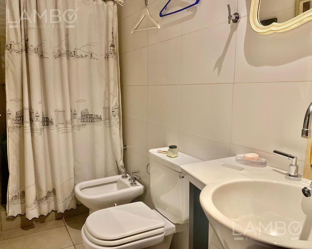 Alquiler y Venta Oficina o Vivienda Centro Callao 1
