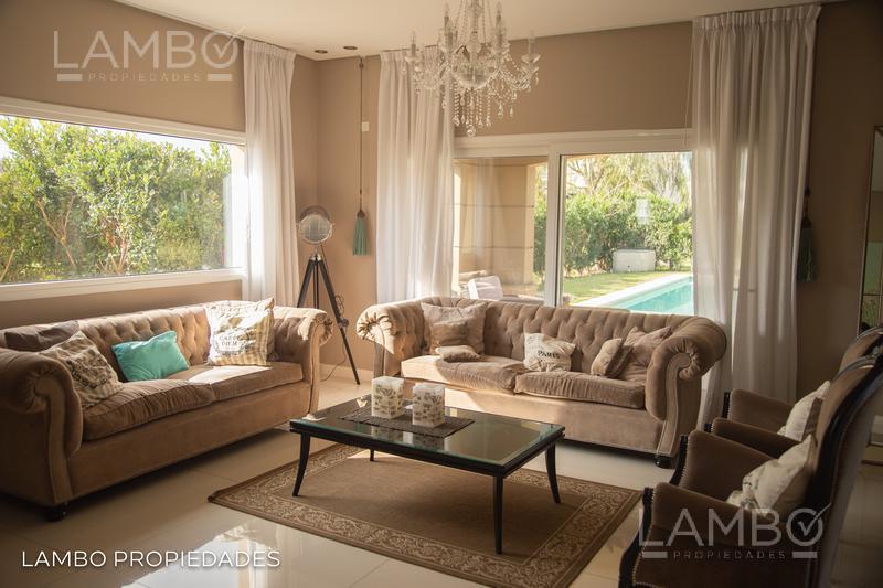 Foto de Venta de Casa Estilo Francés en LA LOMADA - Pilar, imagen 5