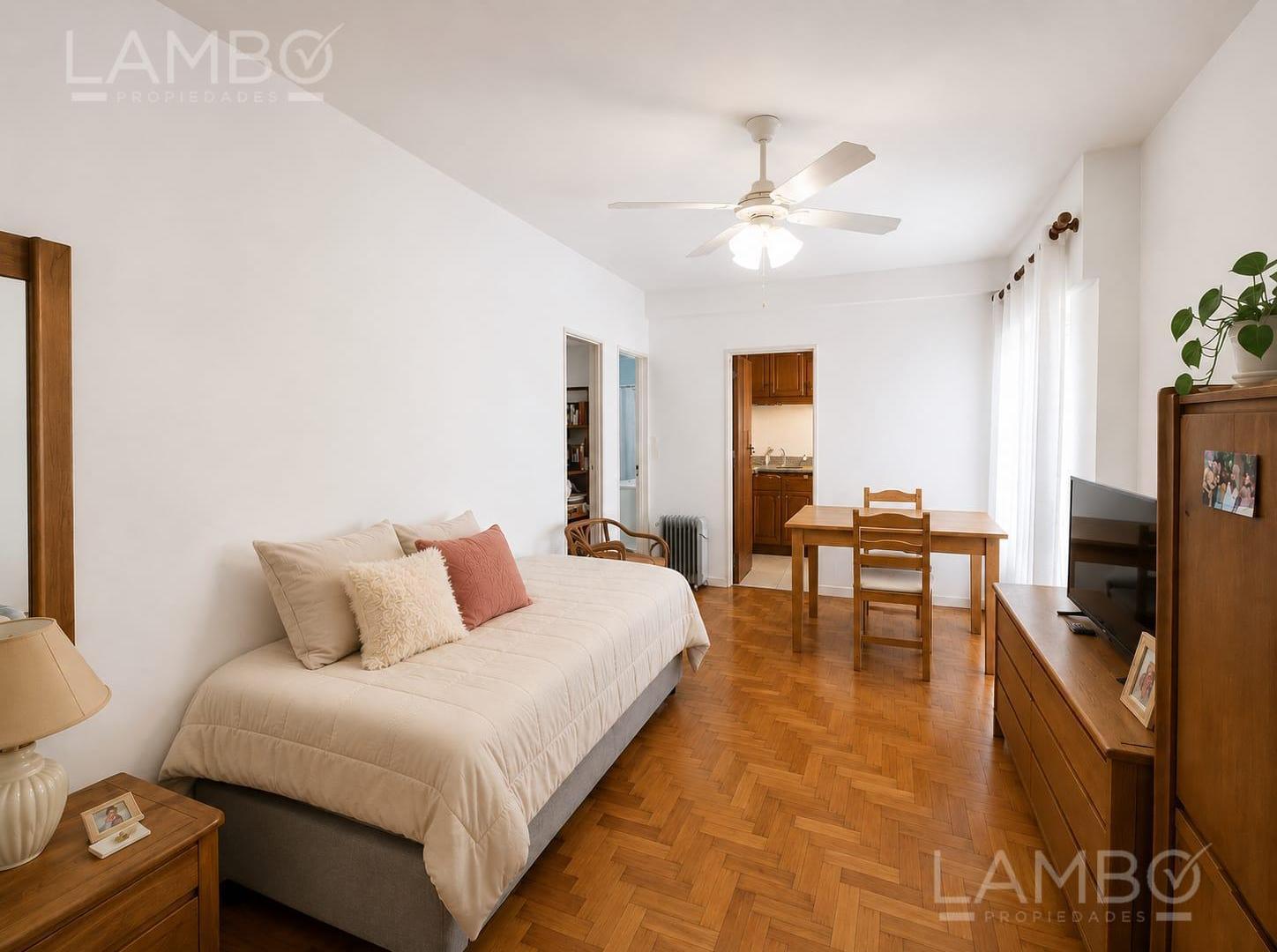 Foto de Venta Departamento Monoambiente Flores, imagen 1