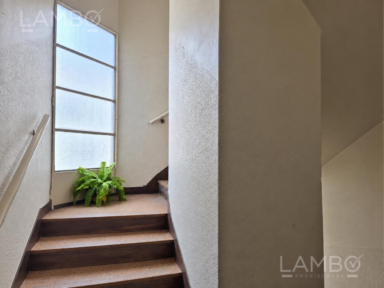 Foto de Venta Departamento Monserrat, imagen 3