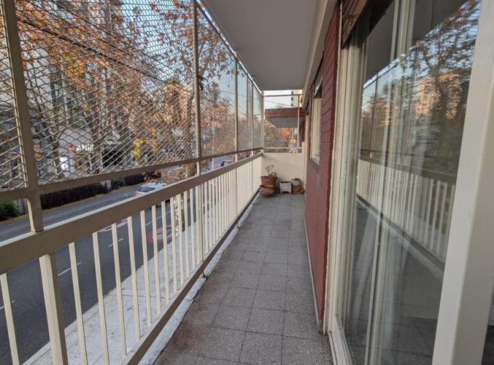 Paternal - Av. San Martín 2300 - 4 Amb. con Patio y Oficina/Consultorio con Entrada Independiente 2