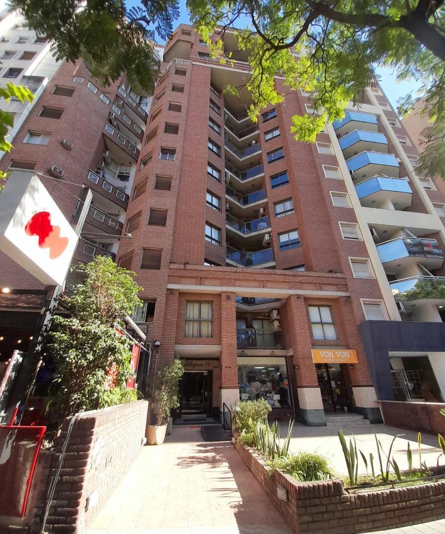 Foto de UN DORMITORIO CON BALCON SOBRE BV CHACABUCO, LA MEJOR ZONA DE NVA CBA!, imagen 1