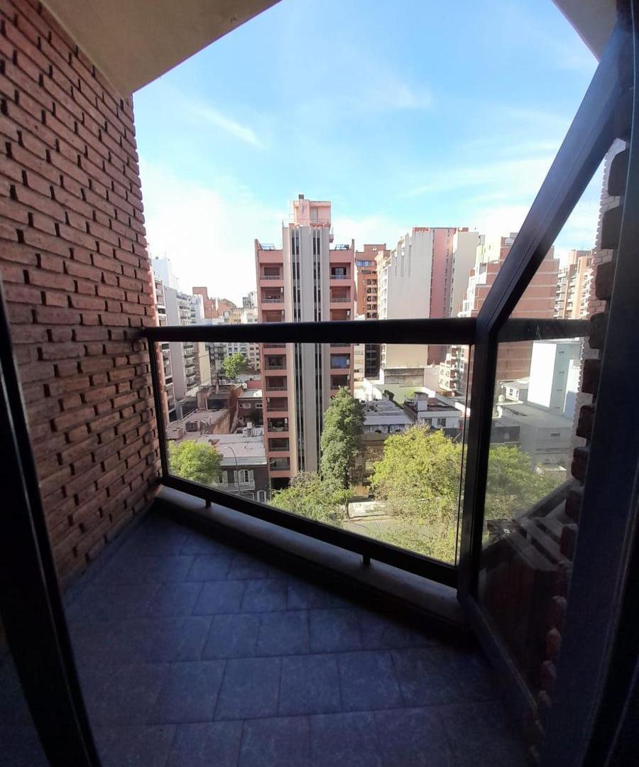 Foto de UN DORMITORIO CON BALCON SOBRE BV CHACABUCO, LA MEJOR ZONA DE NVA CBA!, imagen 2