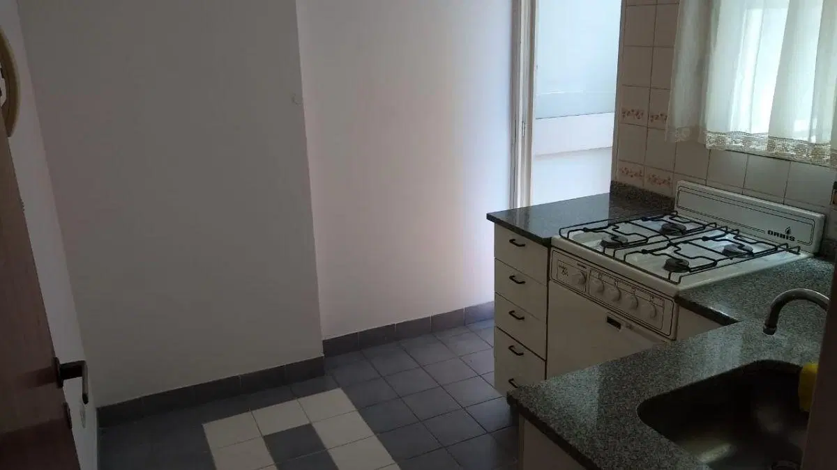 departamento Monoambiente cocina separada- impec.- Blanco Encalada al 4800 5