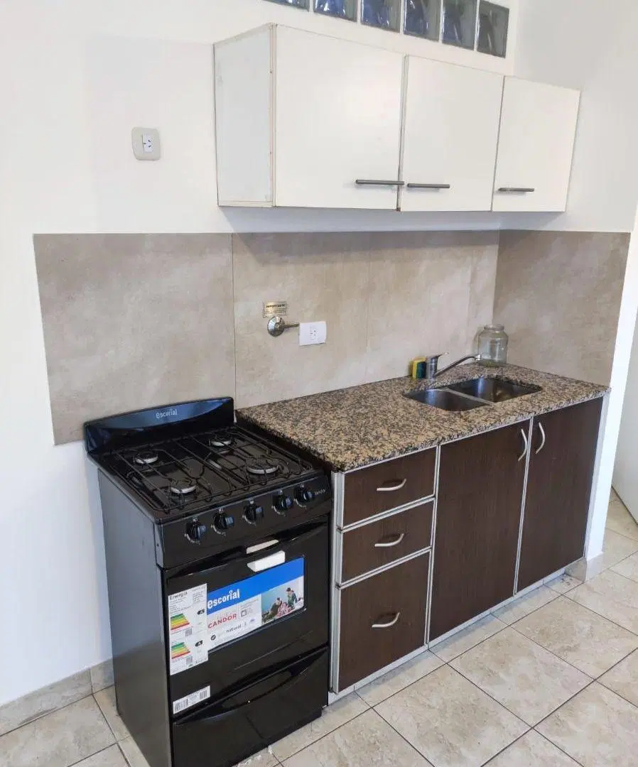 Departamento Monoambiente con Gran Patio / Opcion cochera - Diaz Colodrero Al 3100 3
