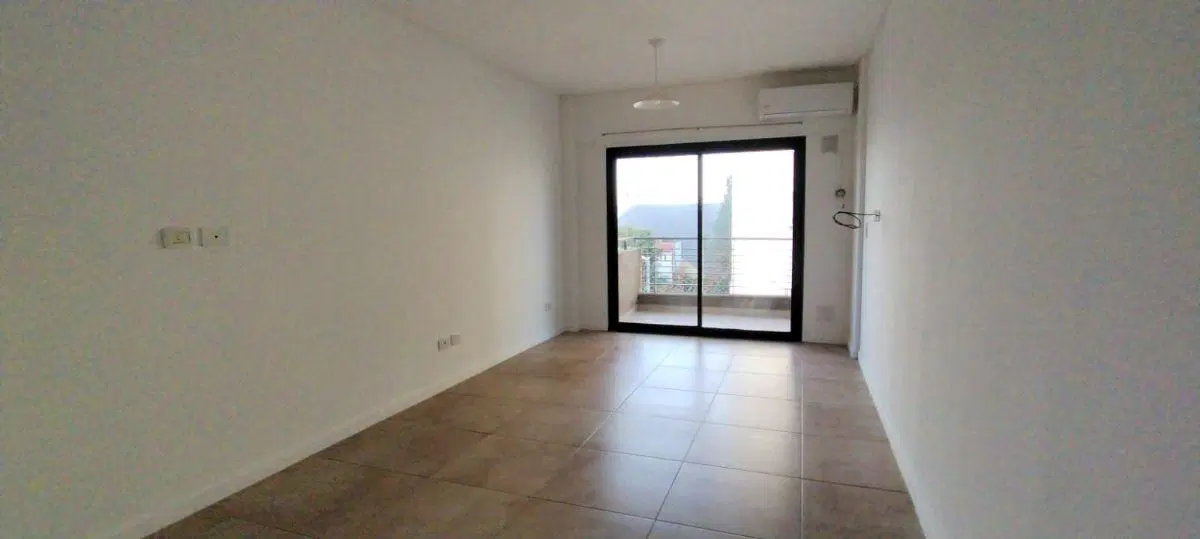 Departamento Monoambiente balcon, gas, aire, SUM- Artigas al 4900 5