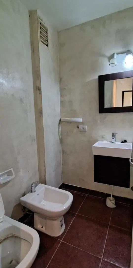 Departamento 2 amb lateral, coc sep - Lavalle y Av Medrano 8