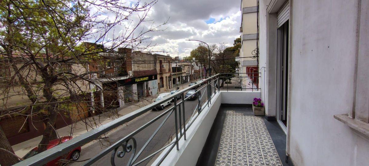 Foto de Alquiler Departamento 2 amb Amplio, bajas expensas- Franco y Artigas, imagen 3