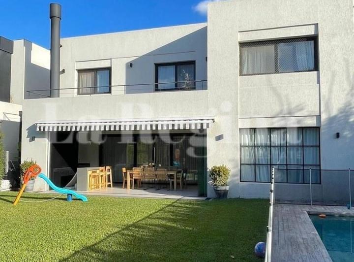 Casa Chalet  en Alq. Temporario en La Horqueta, San Isidro, G.B.A. Zona Norte 2