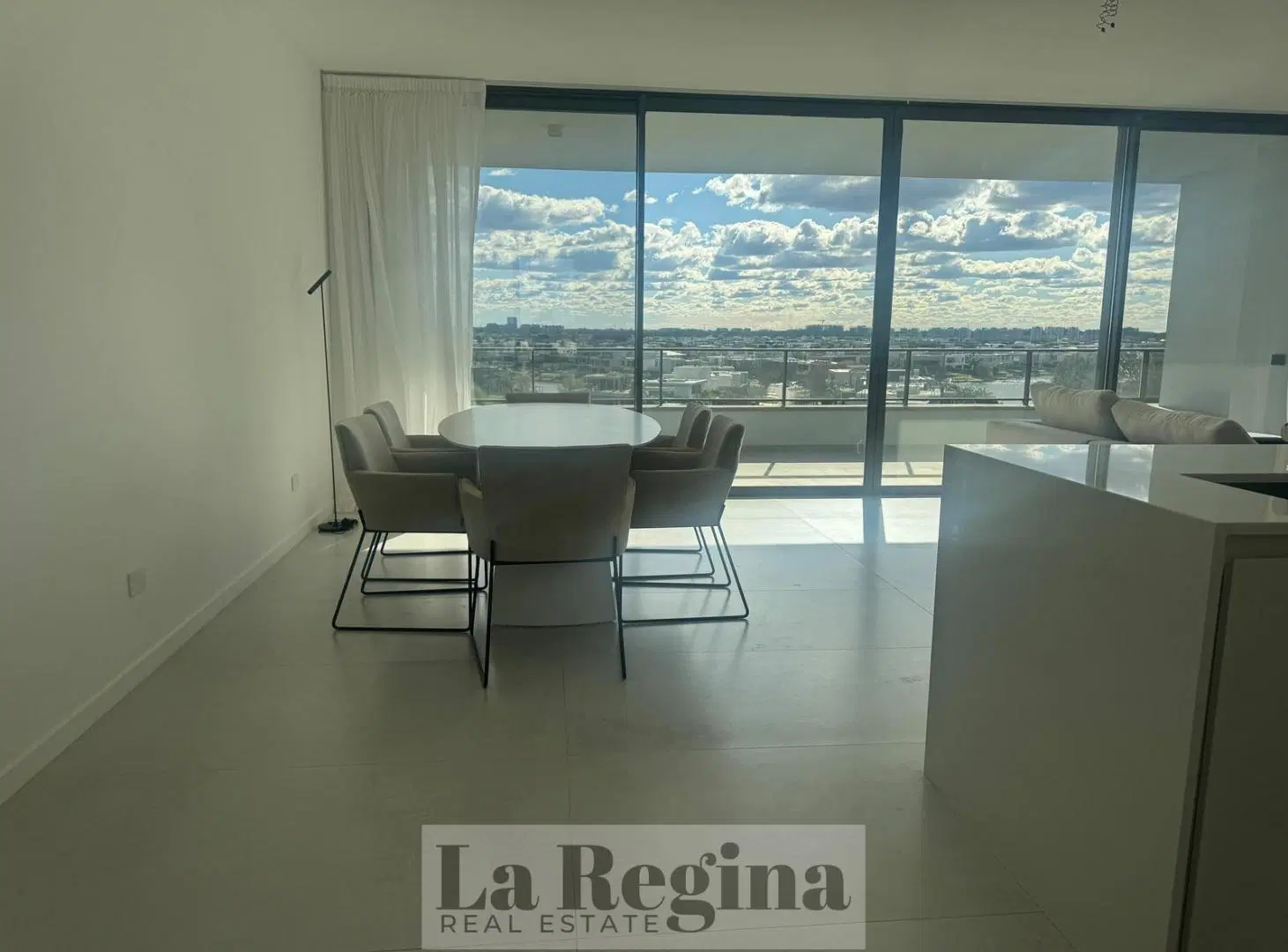 Departamento de dos dormitorios en alquiler en Oceana Nordelta 2