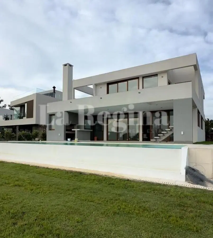 Casa  al lago en Venta en Laguna Grande, 3