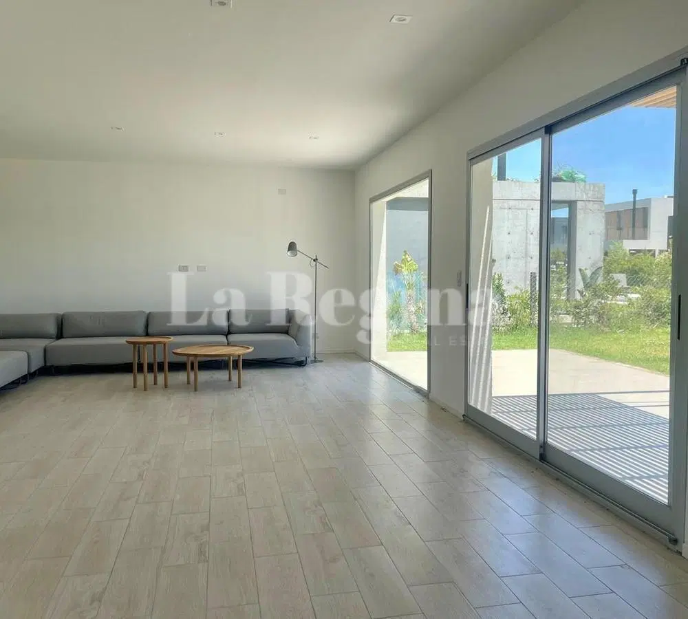 Casa  en Venta en Carpinchos, Nordelta, Tigre 5