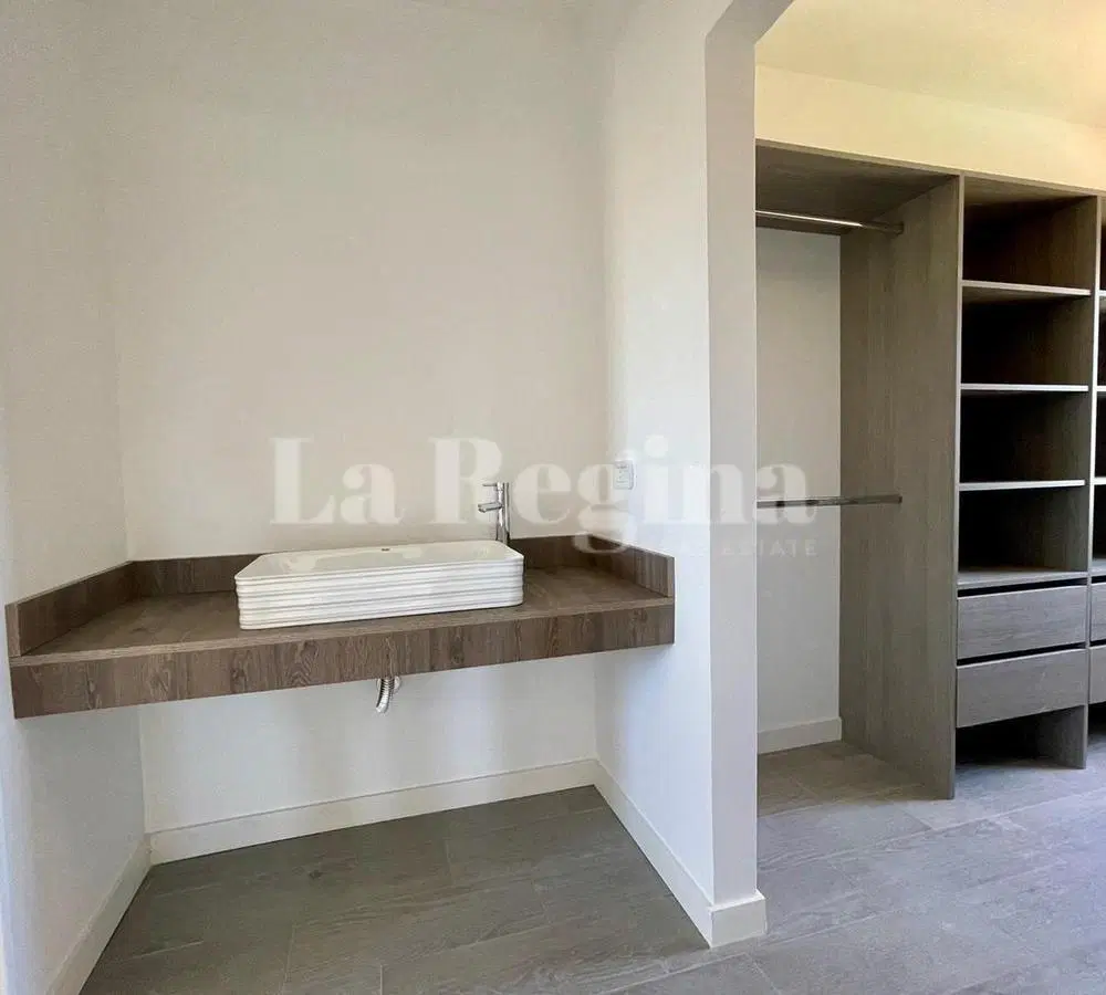 Casa  en Venta en Carpinchos, Nordelta, Tigre 5