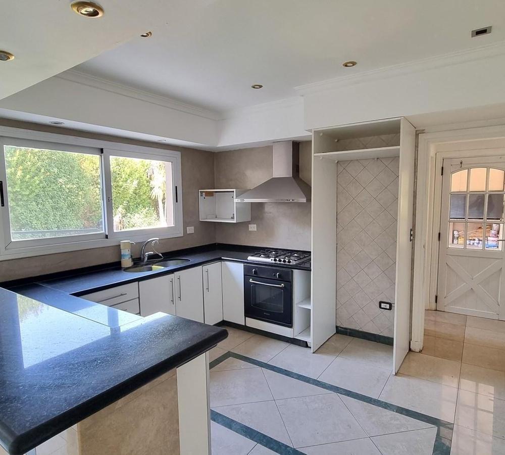 Foto de Casa en Venta en Campos de Alvarez, Francisco Álvarez, Moreno, imagen 3