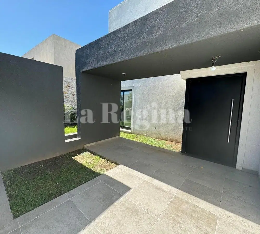 Casa  en Venta en El Cantón Golf, El Cantón, Escobar 3