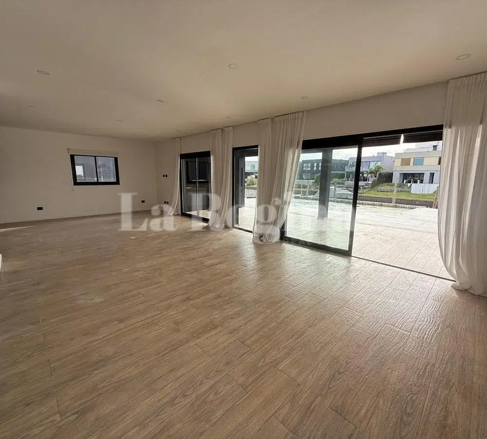 Casa  en Venta en Canal Barrio Nautico, Villanueva, Tigre 2