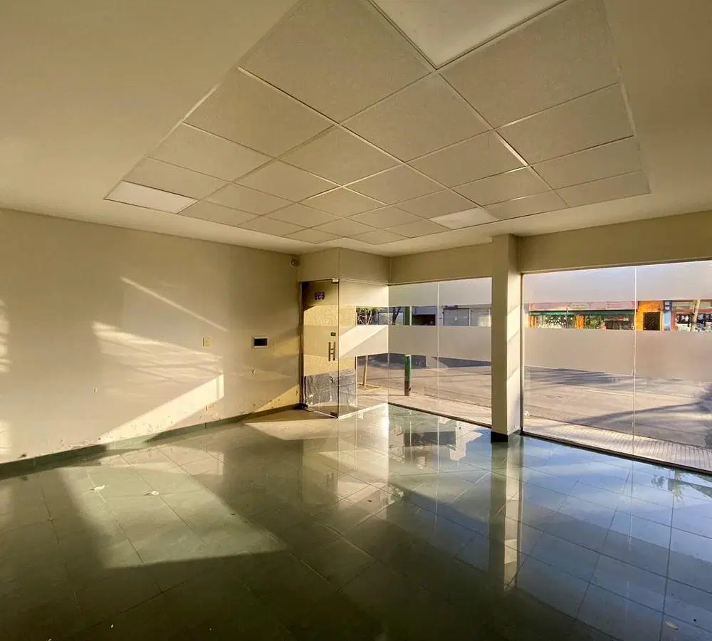 Local  en Venta en San Isidro, G.B.A. Zona Norte, Argentina 3