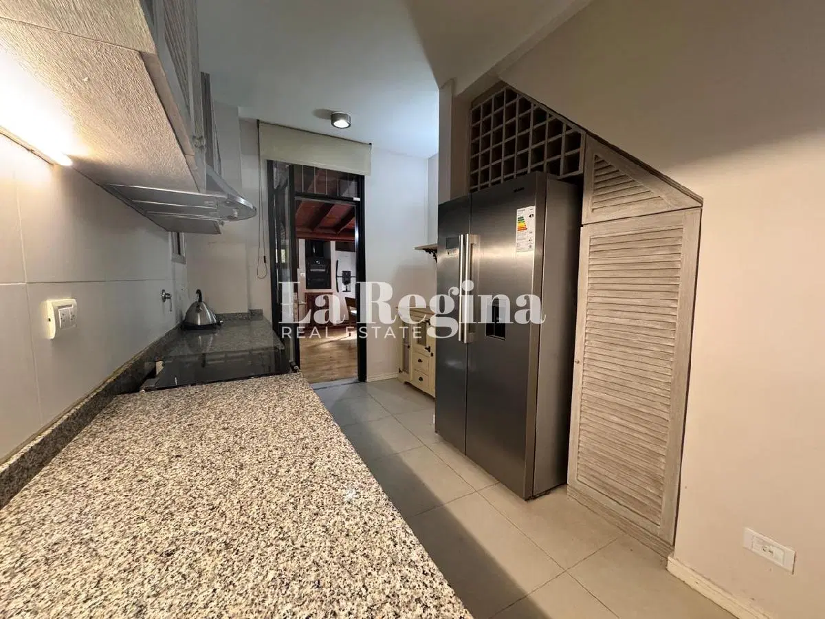 Casa en Costa Del Este 4 dormitorios 8