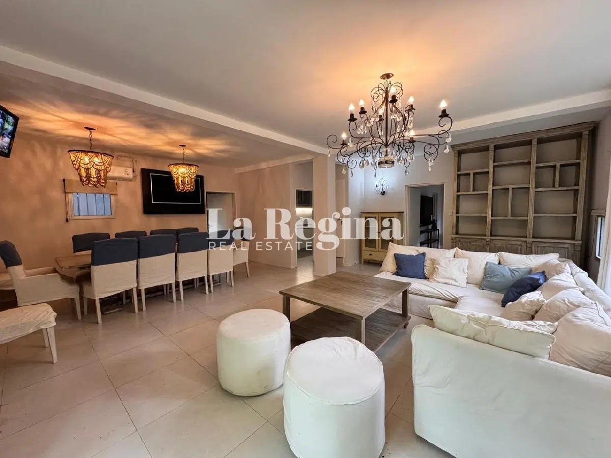 Casa en Costa Del Este 4 dormitorios 2