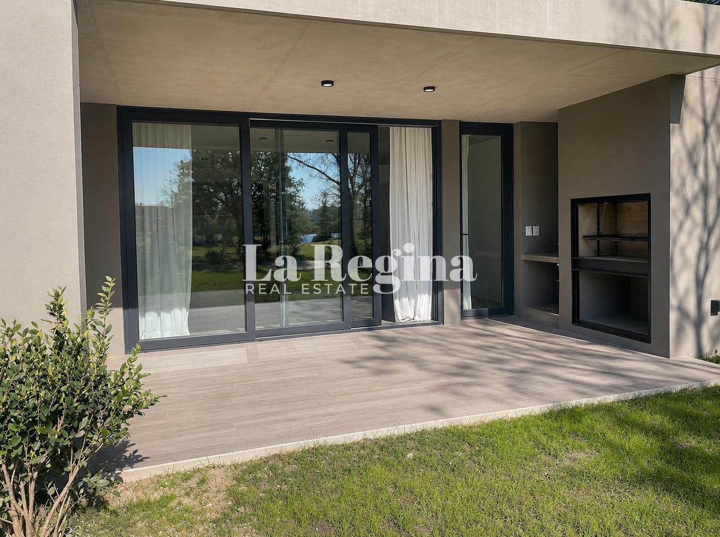 Foto de Duplex tipo casa con jardin en Estancias Del Pilar, imagen 3
