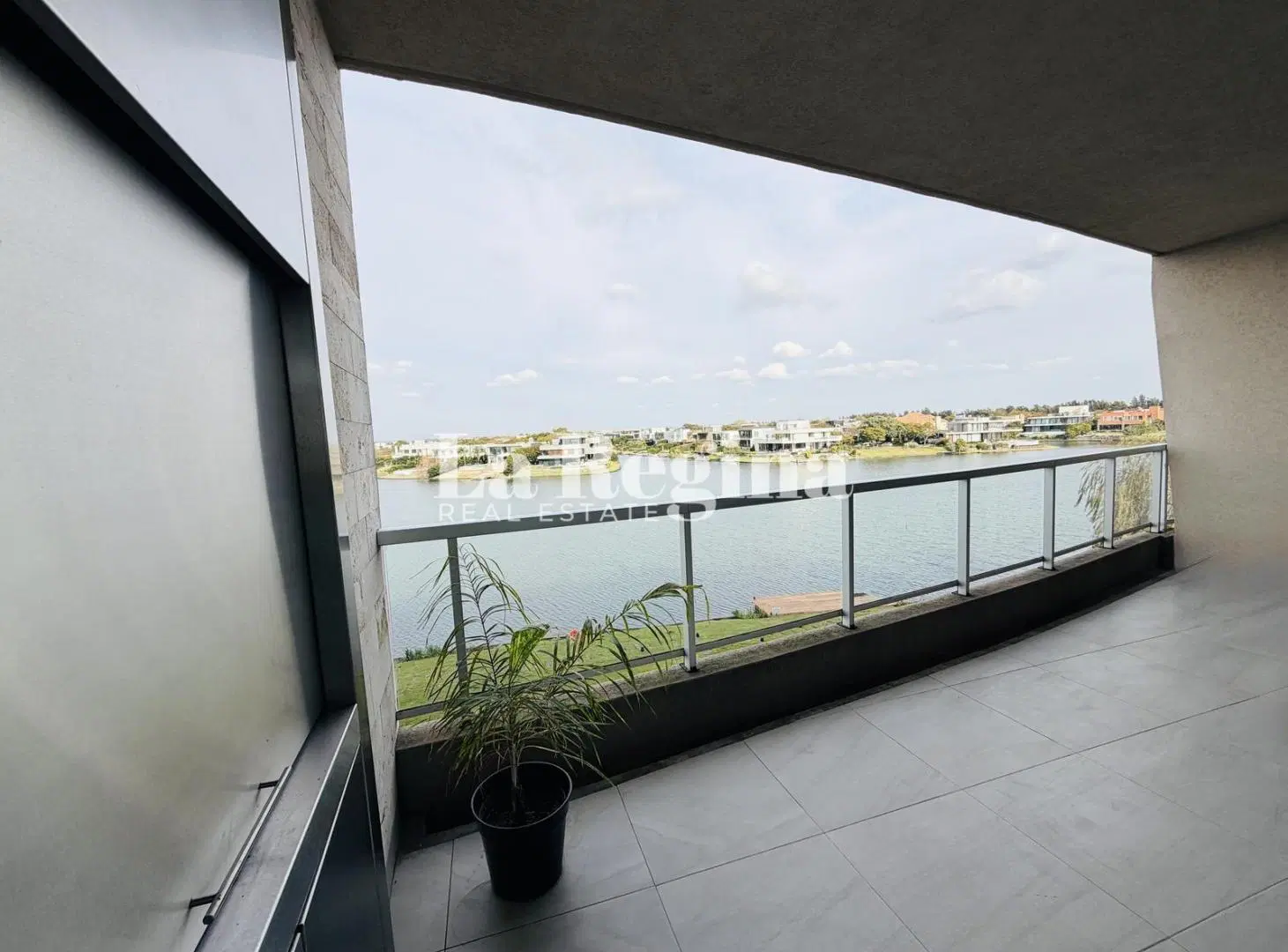 Venta Departamento en Acqua Golf al agua 5