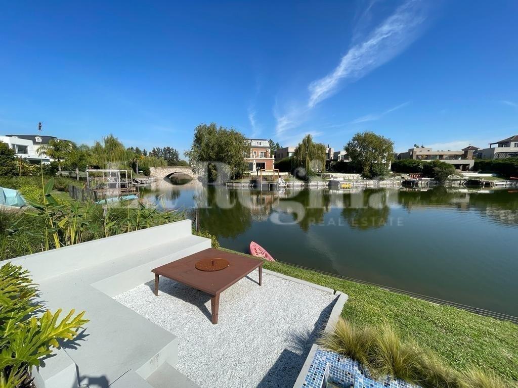 Foto de Casa en Alquiler en Cabos del Lago, Nordelta, Tigre, imagen 1