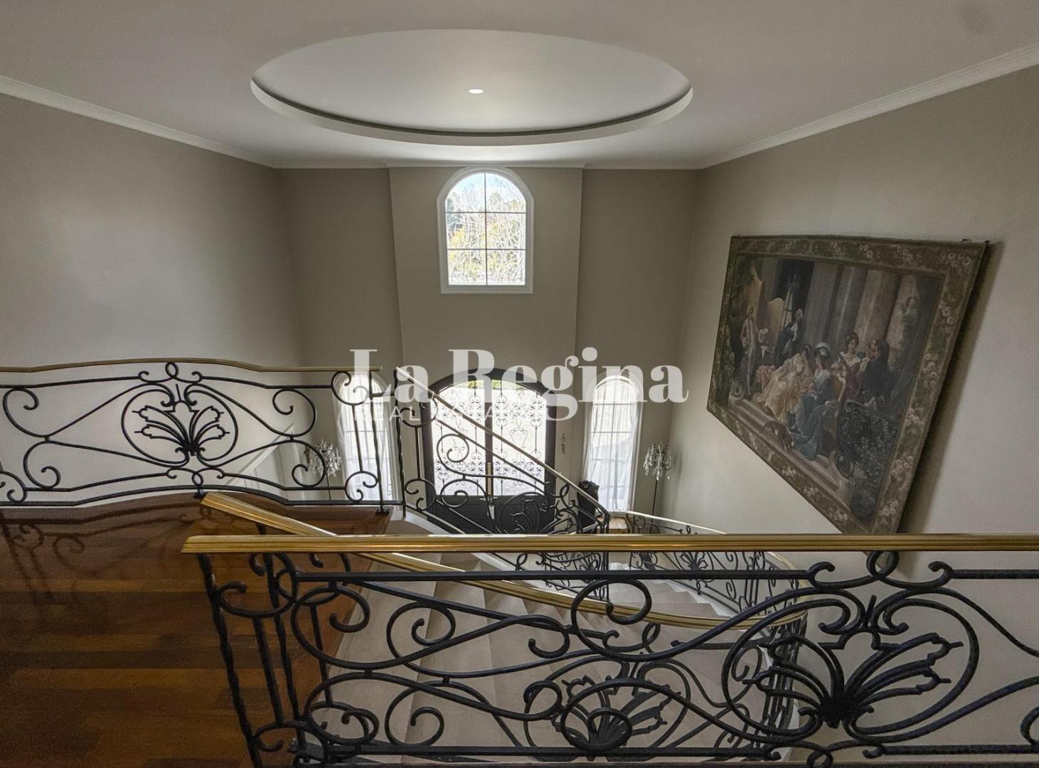 Foto de Casa de estilo frances a la venta con cuatro suites al lago en La Isla, imagen 4