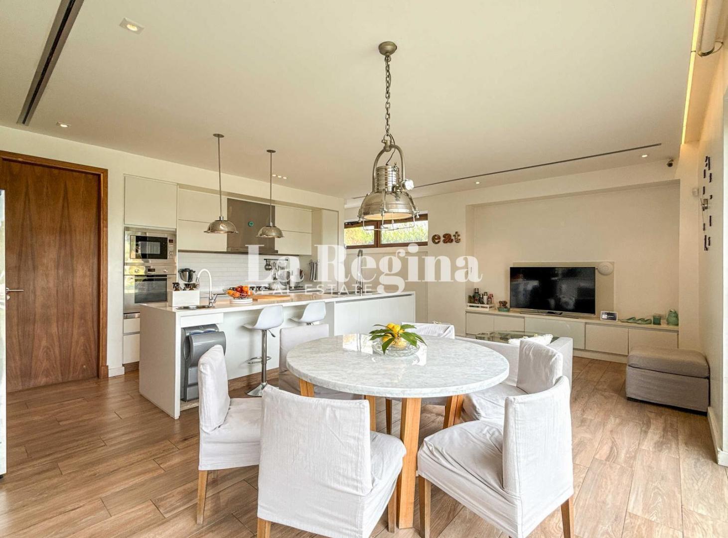 Foto de Casa en venta de estilo moderno al lago en el Golf de Nordelta, imagen 5