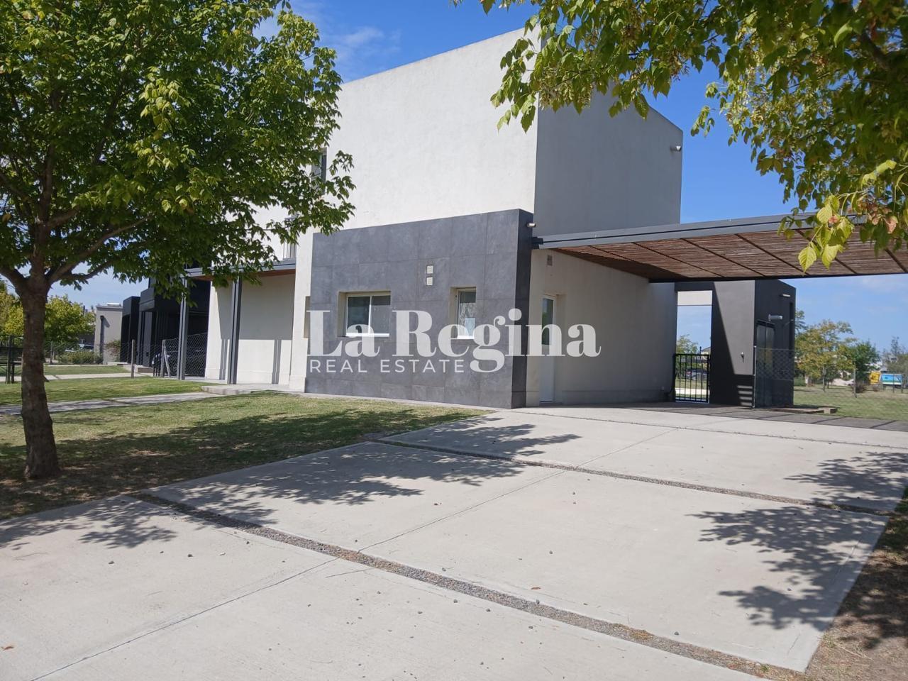 Foto de Casa a la Venta en El Canton Golf, imagen 2
