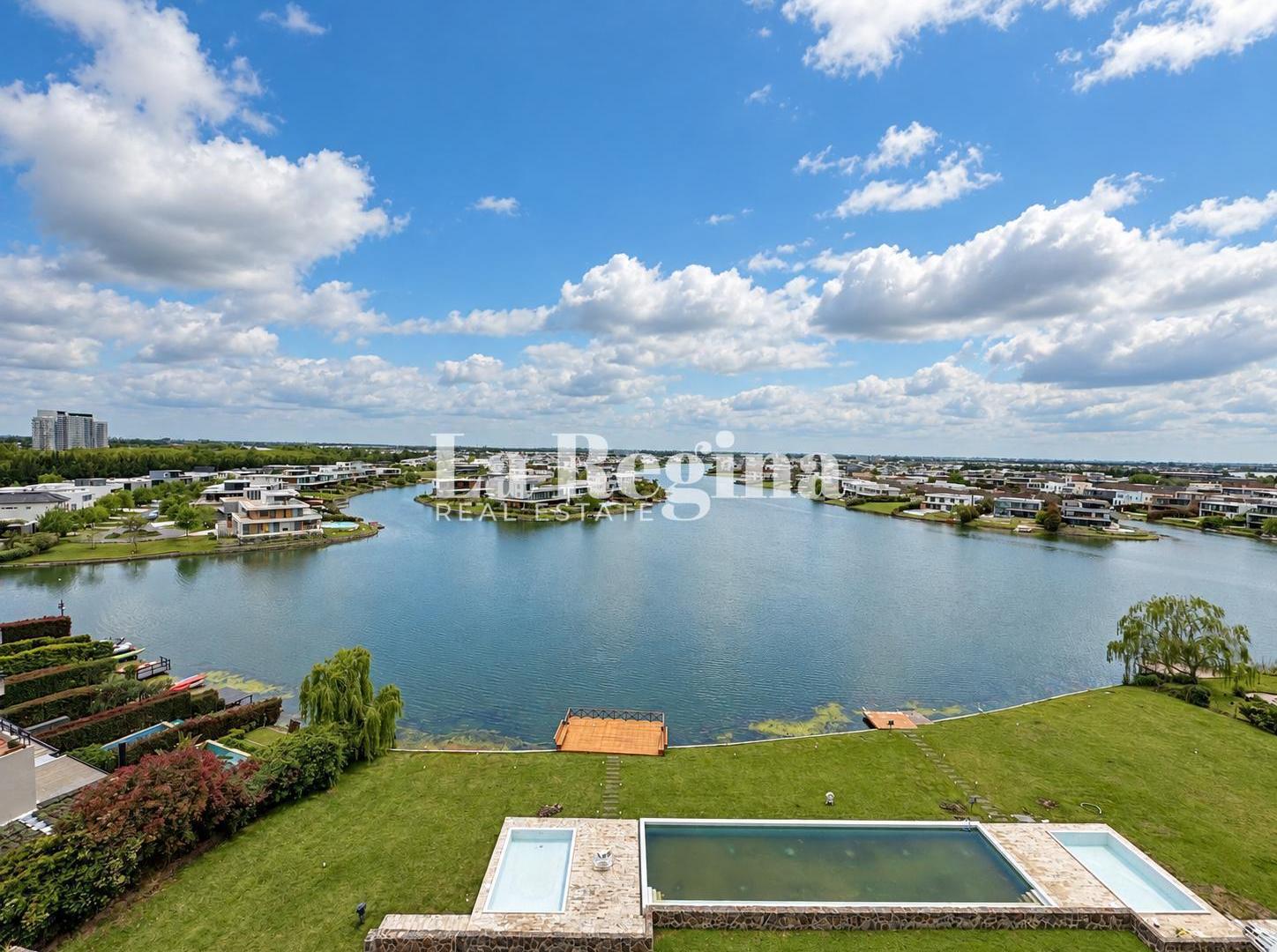 Foto de Departamento Duplex en Qbay Golf, pileta, lago, SUM, canchas de tenis, imagen 1