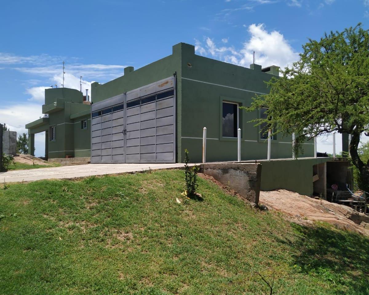 Complejo de Cabañas, Pileta, Jacuzzi Casa de 3 Dorm - Terreno 7800 m² 2