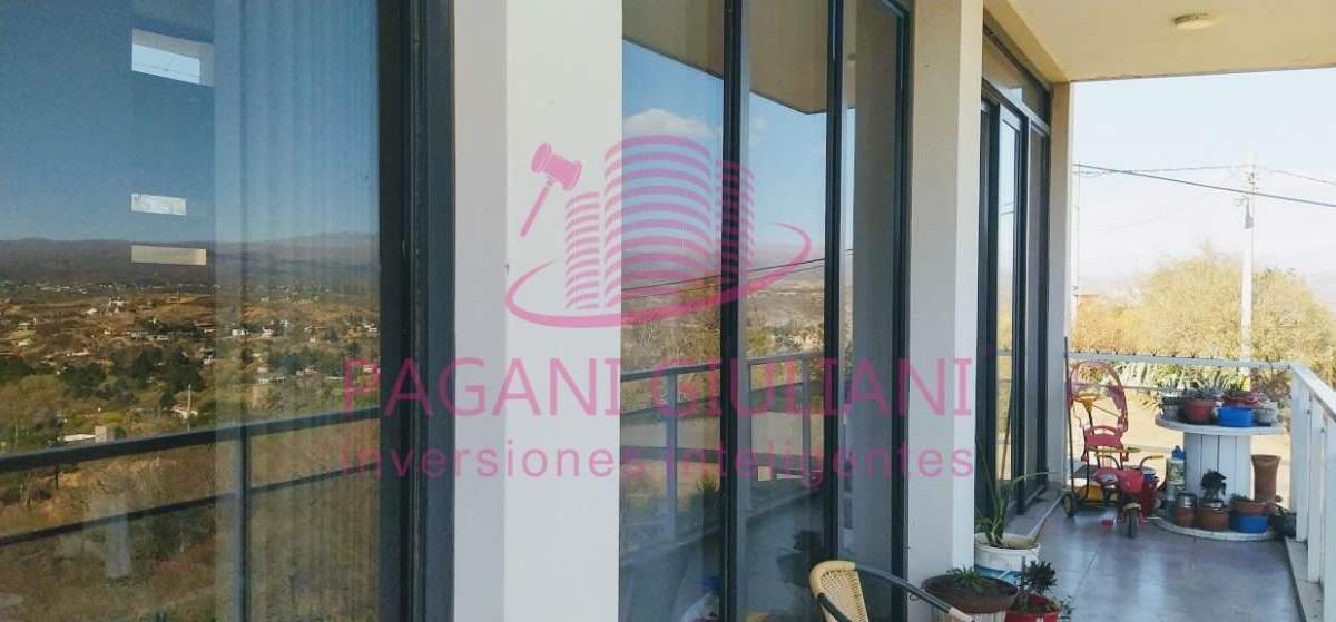 (Cod 335) Casa en Venta con Vista a Los Gigantes. Villa Carlos Paz 4