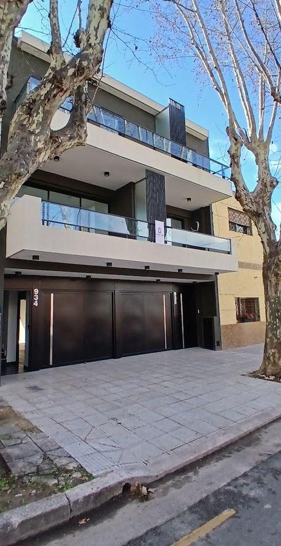 Foto de MATADEROS / VILLA LURO TRIPLEX 4 AMB COCHERA 2/3 AUTOS, imagen 1