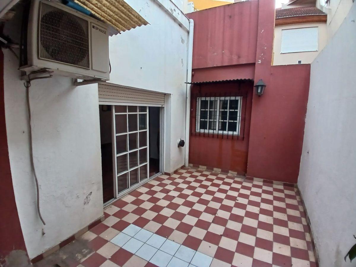 Foto de CASA 5 AMBIENTES EN LINIERS, imagen 2