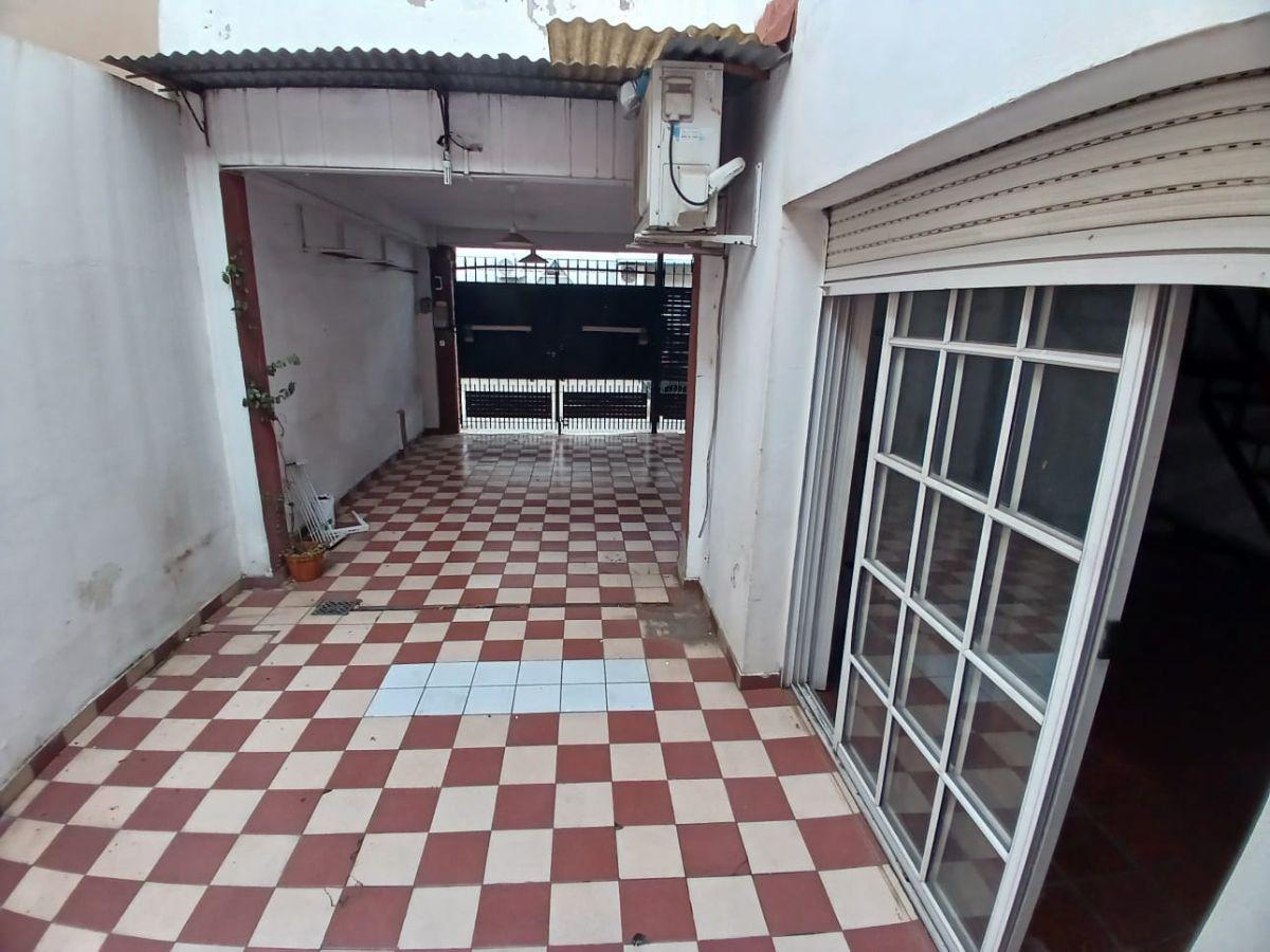 Foto de CASA 5 AMBIENTES EN LINIERS, imagen 4