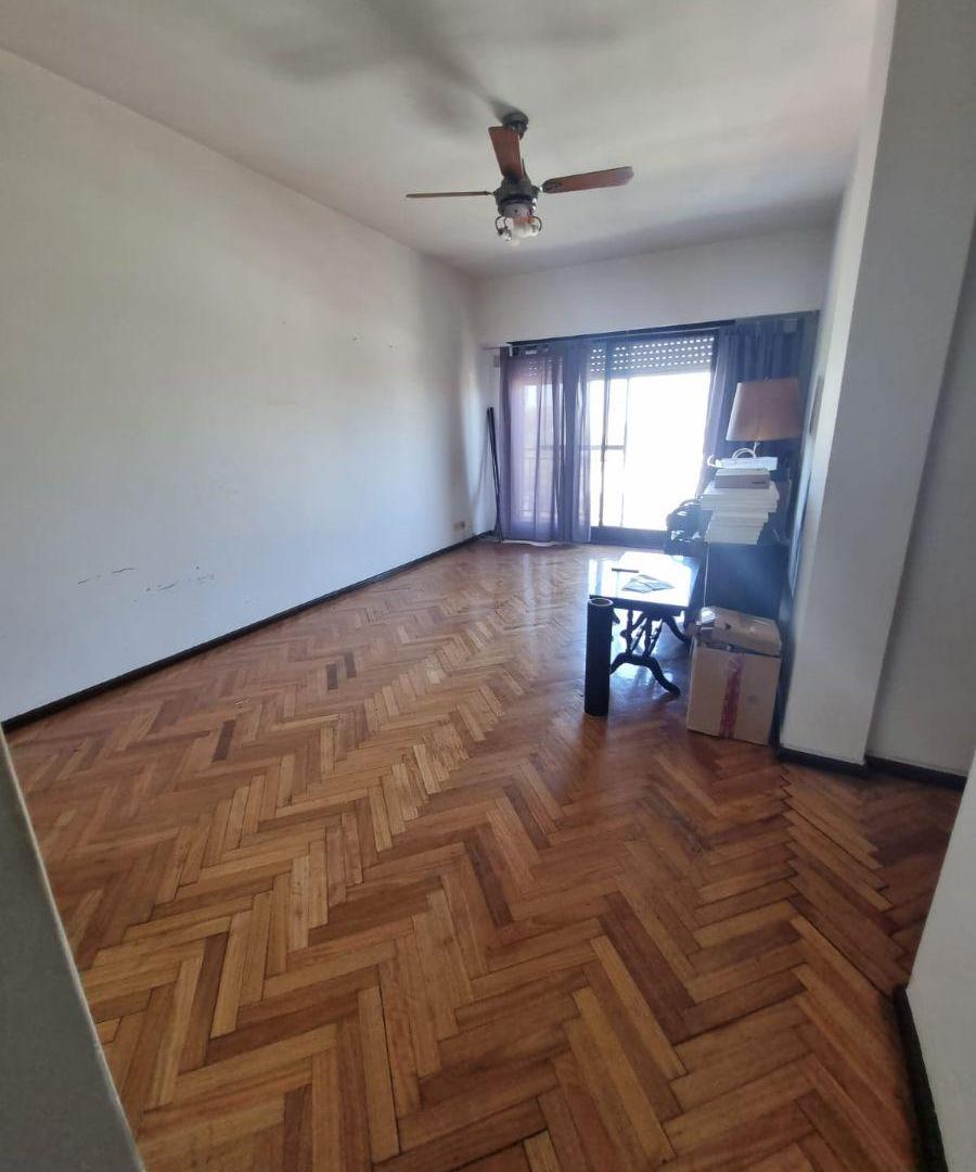 Foto de Mataderos 4 amb al frente con balcon corrido, imagen 3