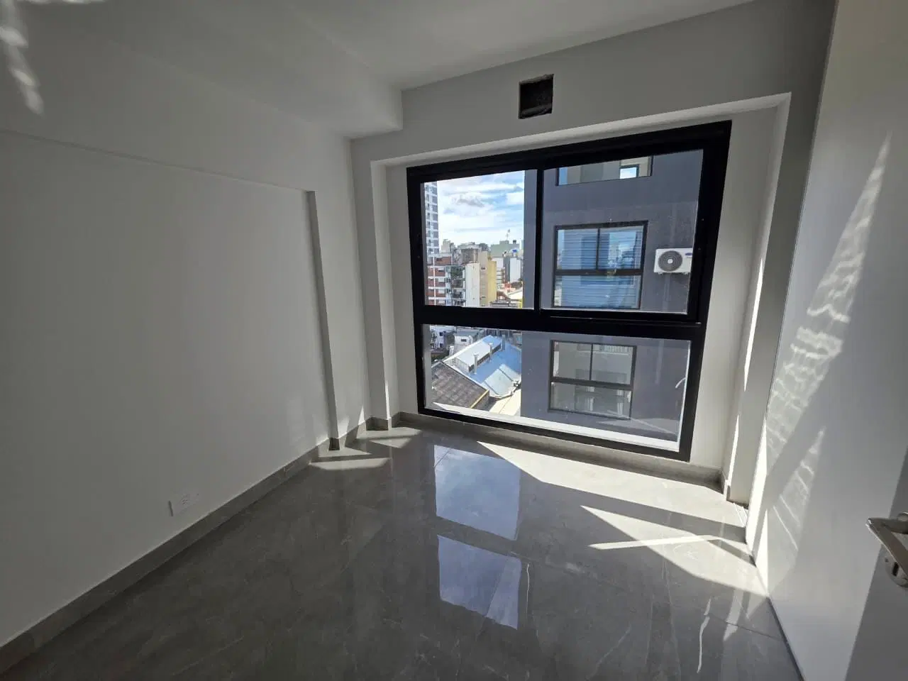 3 Ambientes con Balcón al Frente y Amenities de Categoría 5