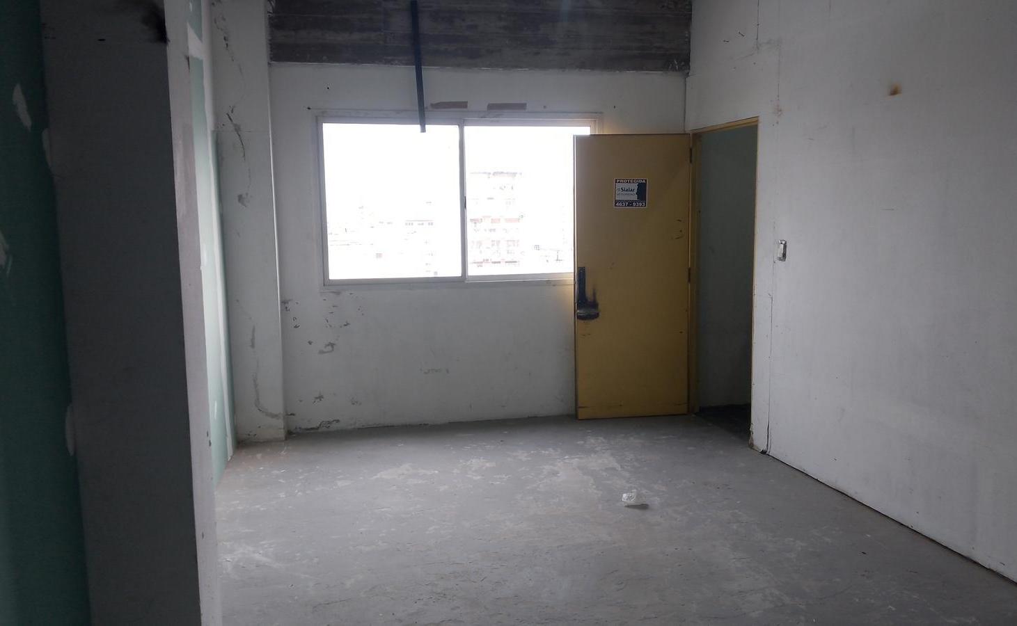 Foto de Depósito / Fábrica en Alquiler – Galería Las Palmeras – Zona Textil de, imagen 3
