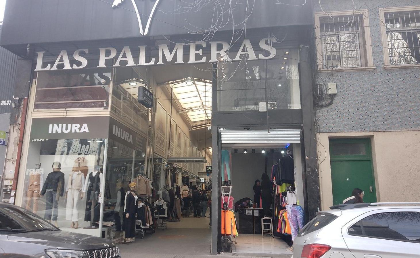 Foto de Excelente Depósito/Oficina en Zona Textil de Flores – 3° Piso, imagen 1